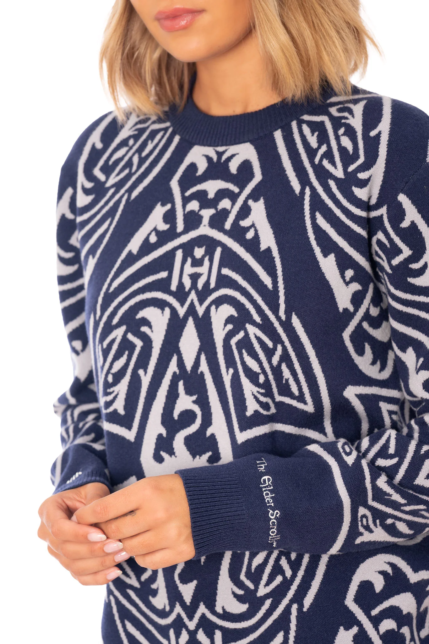 Skyrim Imperial Oversized Knit Sweater - Image 5